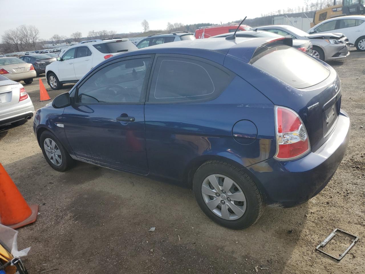 Obraz 2 z 2009 HYUNDAI ACCENT GS 2009 z VIN KMHCM36C89U108517