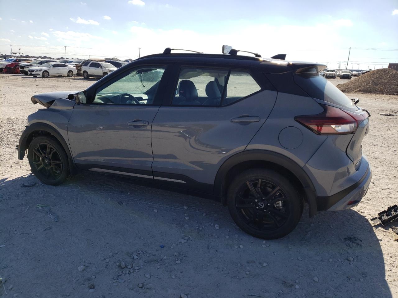 Image 2 of 2022 NISSAN KICKS SR 2022 with VIN 3N1CP5DV3NL532433