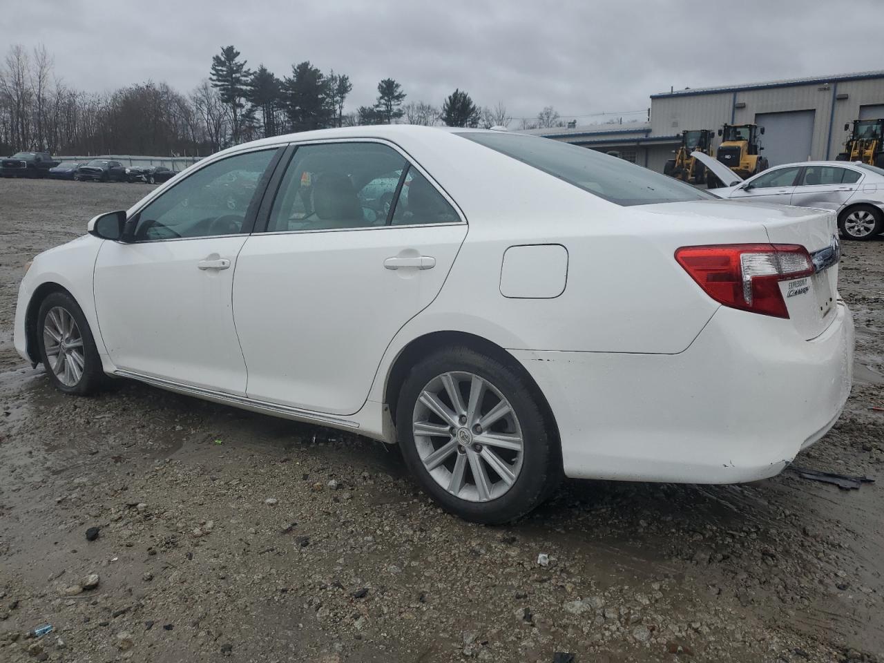 Obraz 2 z 2012 TOYOTA CAMRY SE 2012 z VIN 4T1BK1FK3CU012654