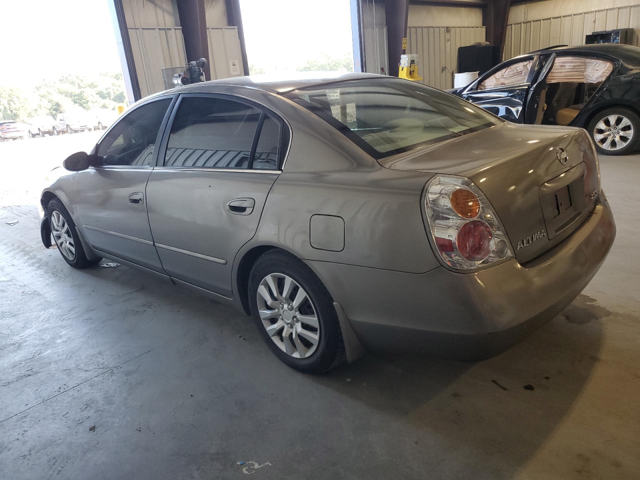 Obraz 2 z 2002 NISSAN ALTIMA BASE 2002 z VIN 1N4AL11D52C209678