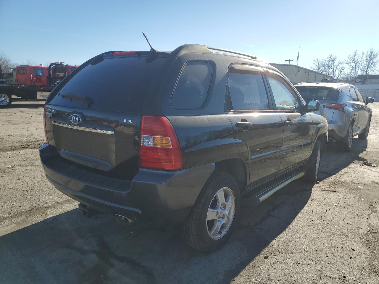 Image 3 of 2008 KIA SPORTAGE LX 2008 with VIN KNDJF724287549195