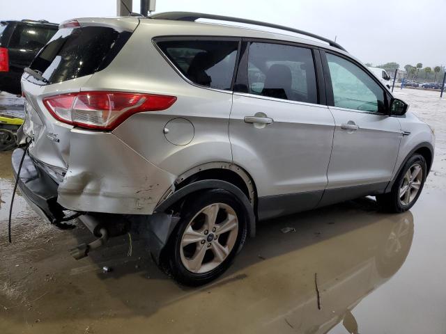 Image 3 of 2016 FORD ESCAPE SE 2016 with VIN 1FMCU9G9XGUC68241