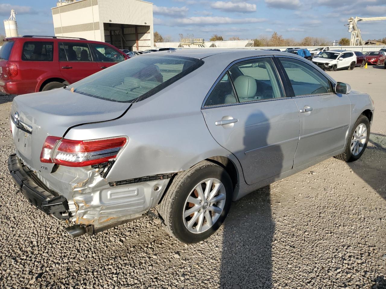 Изображение 3 2010 TOYOTA CAMRY SE 2010 с VIN 4T1BK3EK7AU110452