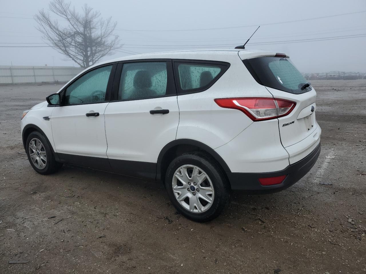 Изображение 2 2015 FORD ESCAPE S 2015 с VIN 1FMCU0F71FUB78048