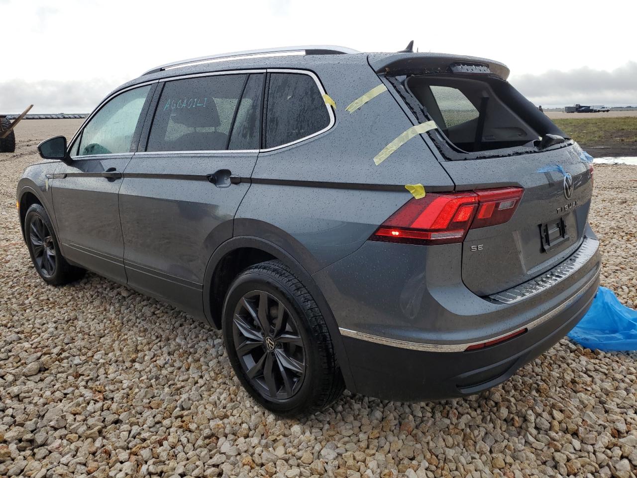 Изображение 2 2023 VOLKSWAGEN TIGUAN SE 2023 с VIN 3VVNB7AX0PM065069