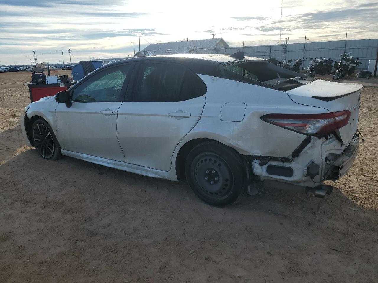 Image 2 of 2018 TOYOTA CAMRY XSE 2018 with VIN 4T1B61HK6JU142684