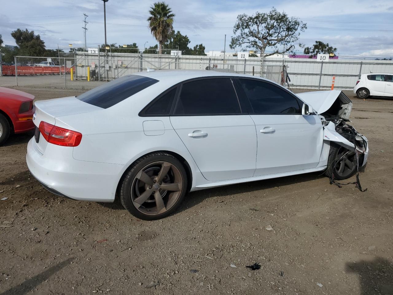 Изображение 3 2014 AUDI A4 PREMIUM PLUS 2014 с VIN WAUEFAFL2EA079875