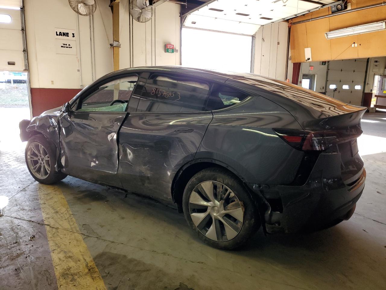 Изображение 2 2023 TESLA MODEL Y  2023 с VIN 7SAYGDEE5PA184891
