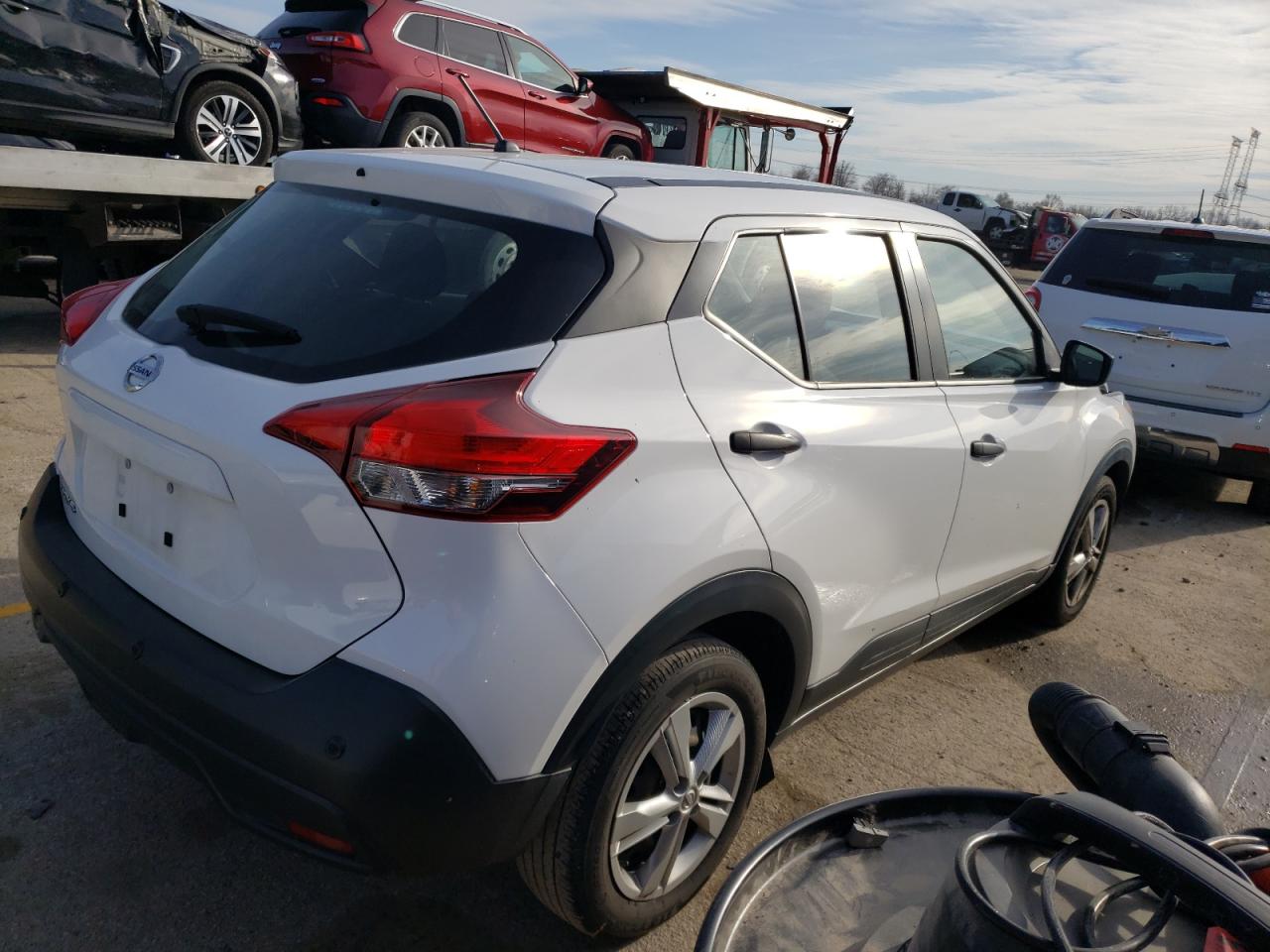 Image 3 of 2020 NISSAN KICKS S 2020 with VIN 3N1CP5BV3LL491589