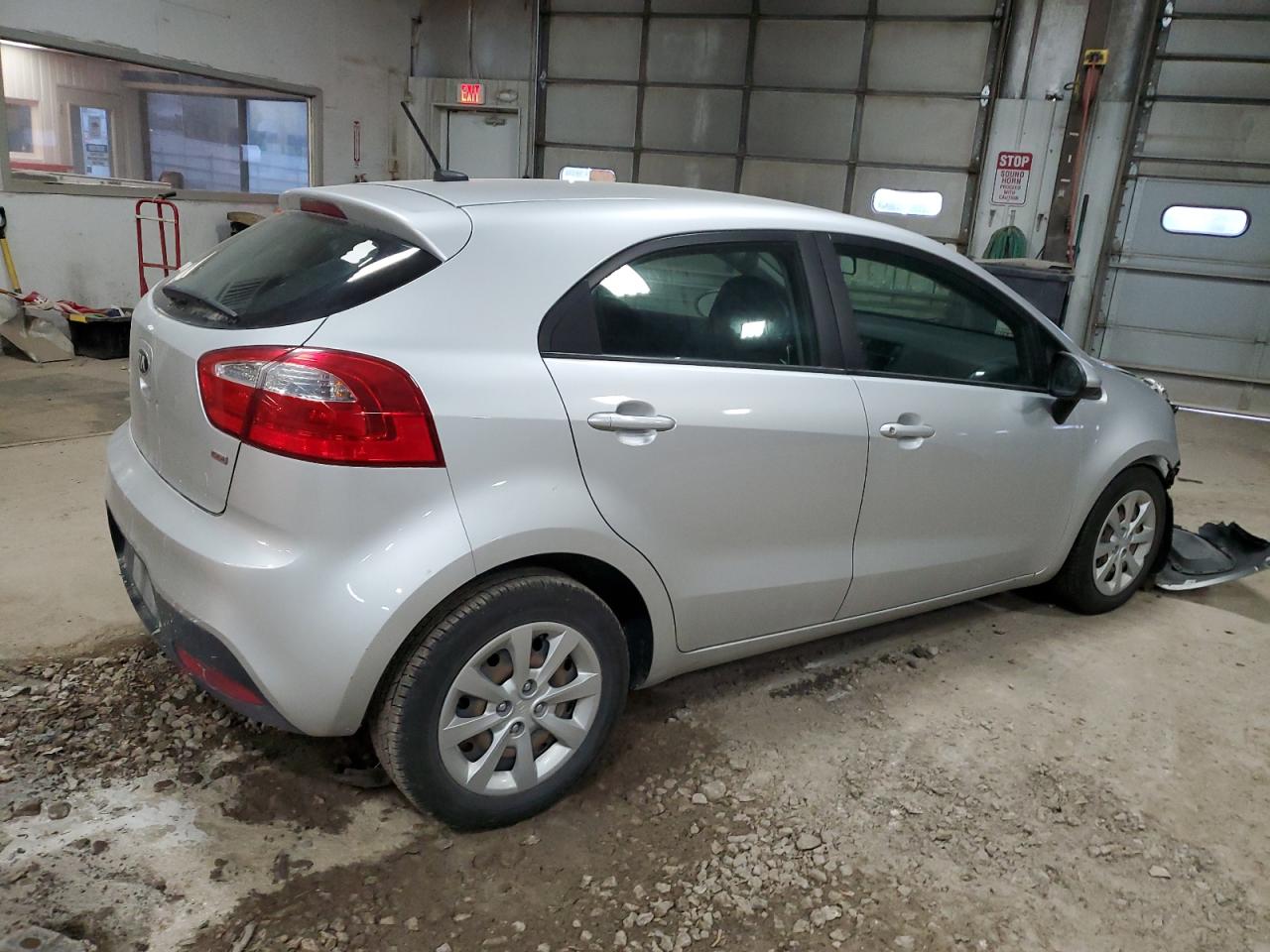 Image 3 of 2014 KIA RIO LX 2014 with VIN KNADM5A36E6410752