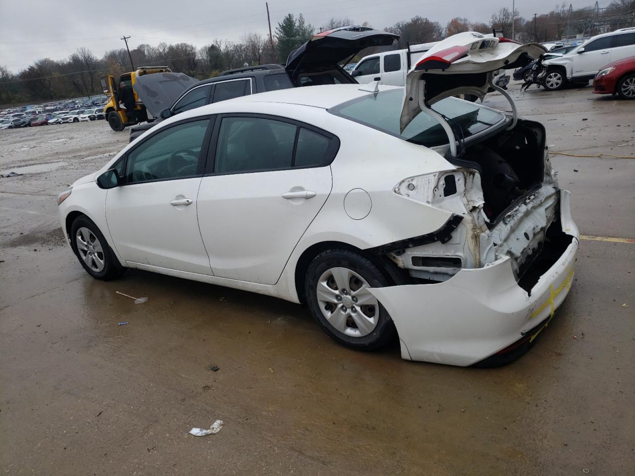 Image 2 of 2017 KIA FORTE LX 2017 with VIN 3KPFL4A76HE052966