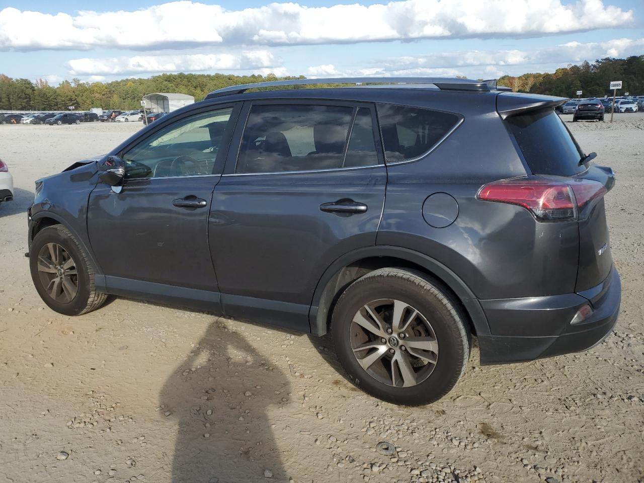 Image 2 of 2018 TOYOTA RAV4 ADVENTURE 2018 with VIN JTMRFREV5JD250603