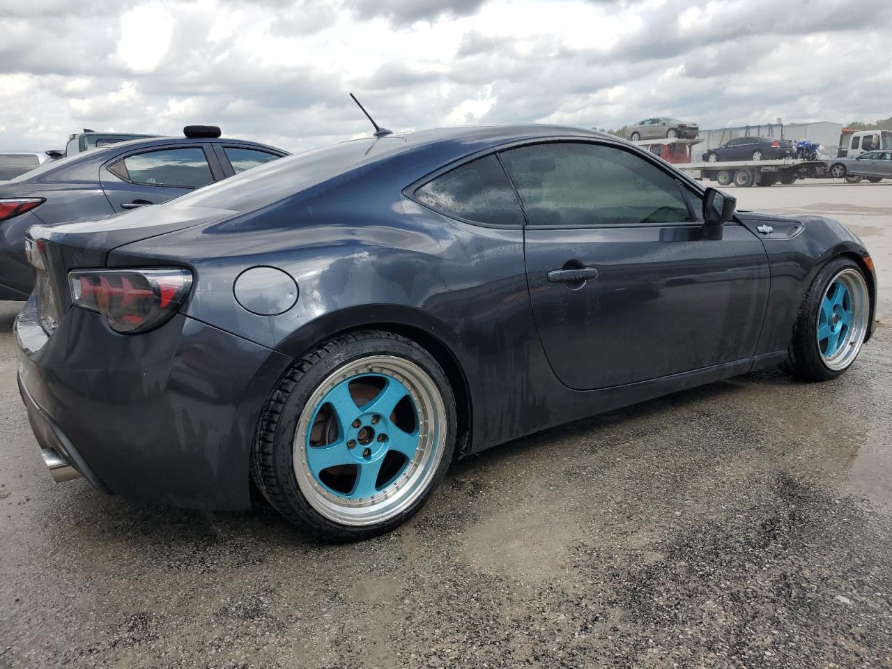 Obraz 3 z 2013 TOYOTA SCION FR-S  2013 z VIN JF1ZNAA17D2710888