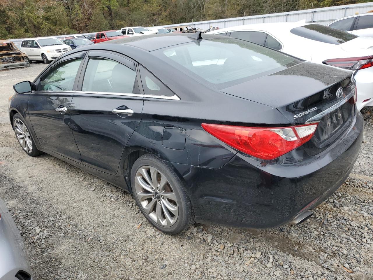 Image 2 of 2011 HYUNDAI SONATA SE 2011 with VIN 5NPEC4ACXBH043618