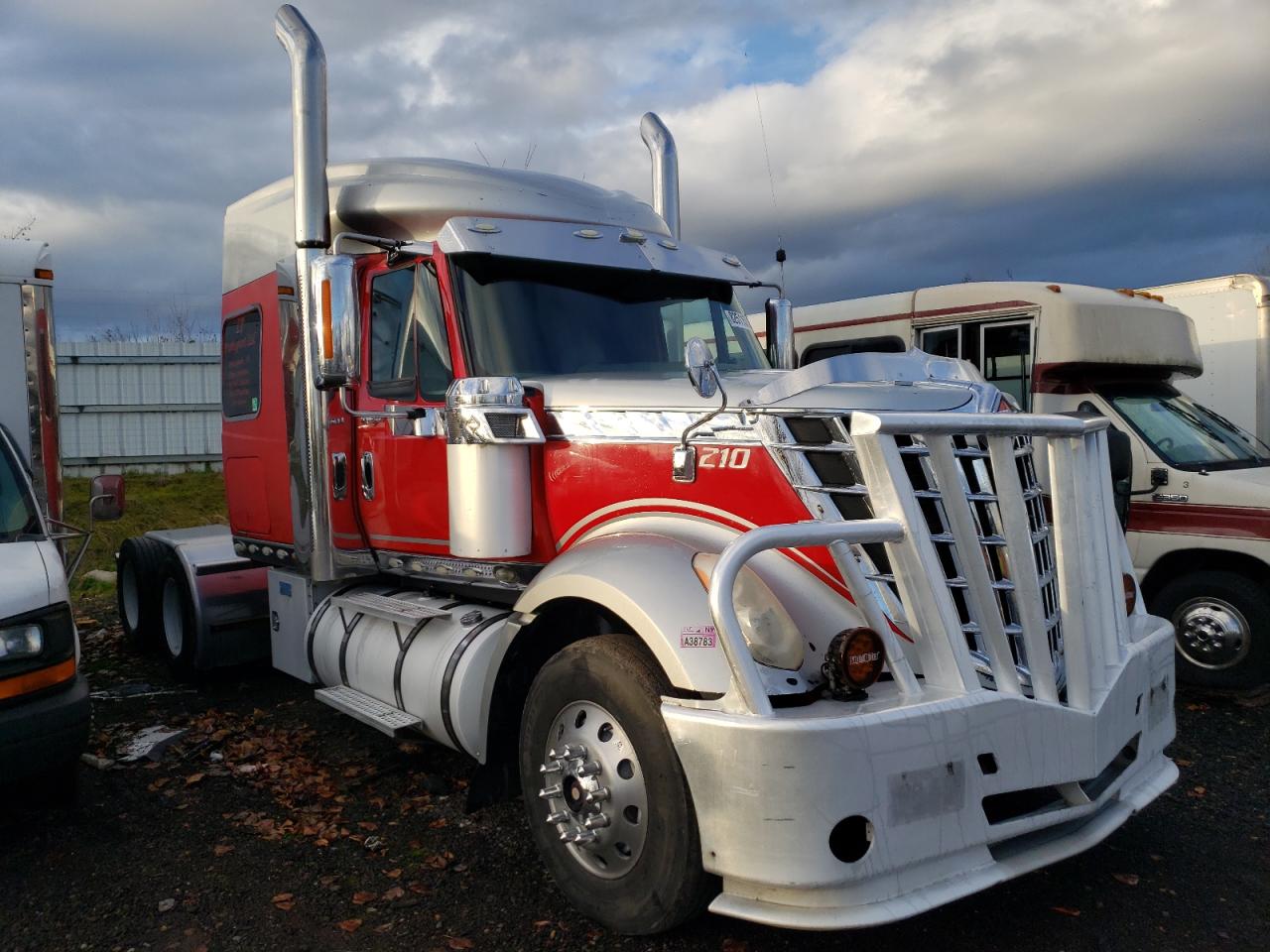 Изображение 2010 INTERNATIONAL LONESTAR  2010