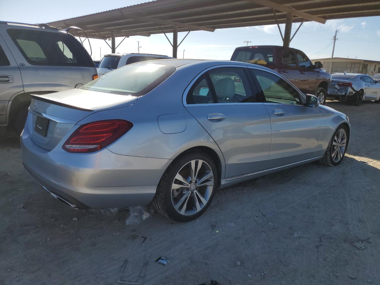 Image 3 of 2015 MERCEDES-BENZ C 300 2015 with VIN 55SWF4JB5FU073096