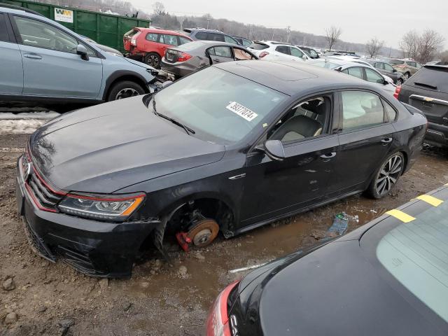 Image 1 of 2018 VOLKSWAGEN PASSAT GT 2018 with VIN 1VWJM7A39JC051584