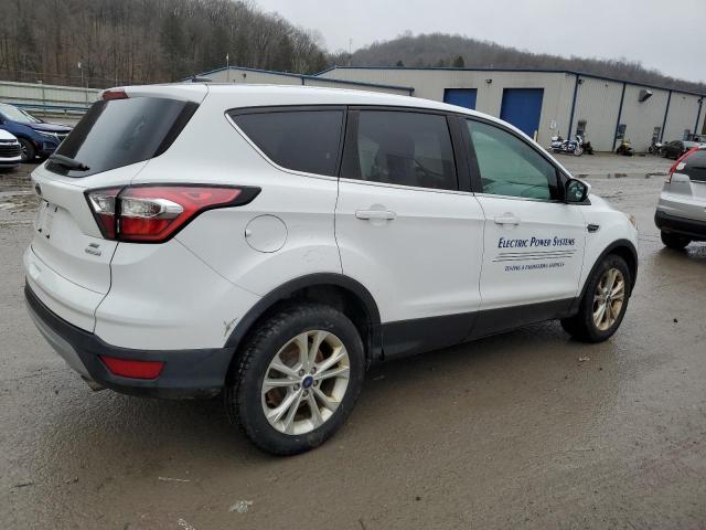 Image 3 of 2017 FORD ESCAPE SE 2017 with VIN 1FMCU0GD5HUD50461