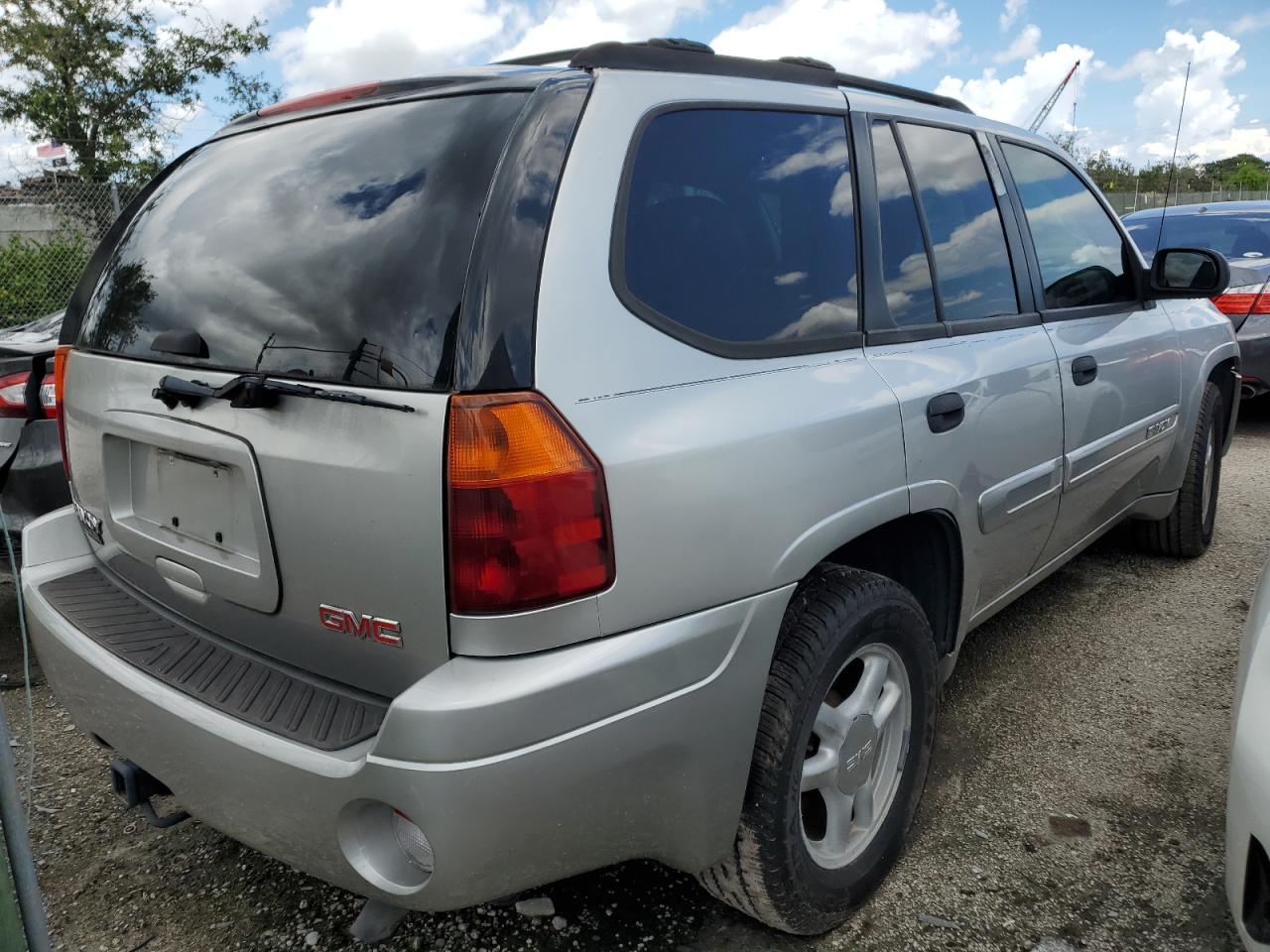 Obraz 3 z 2005 GMC ENVOY  2005 z VIN 1GKDS13SX52141320