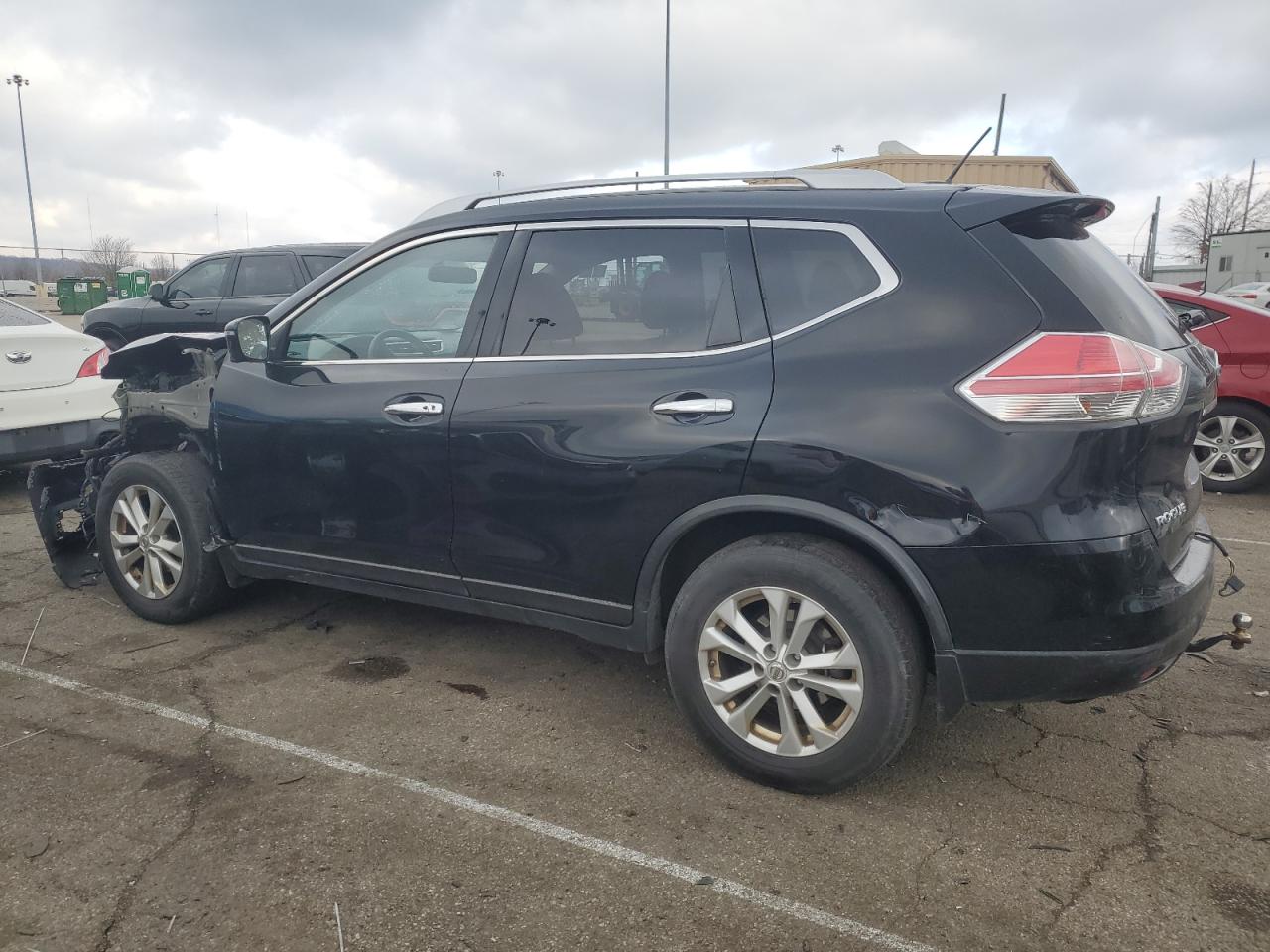 Image 2 of 2016 NISSAN ROGUE S 2016 with VIN JN8AT2MV6GW139140