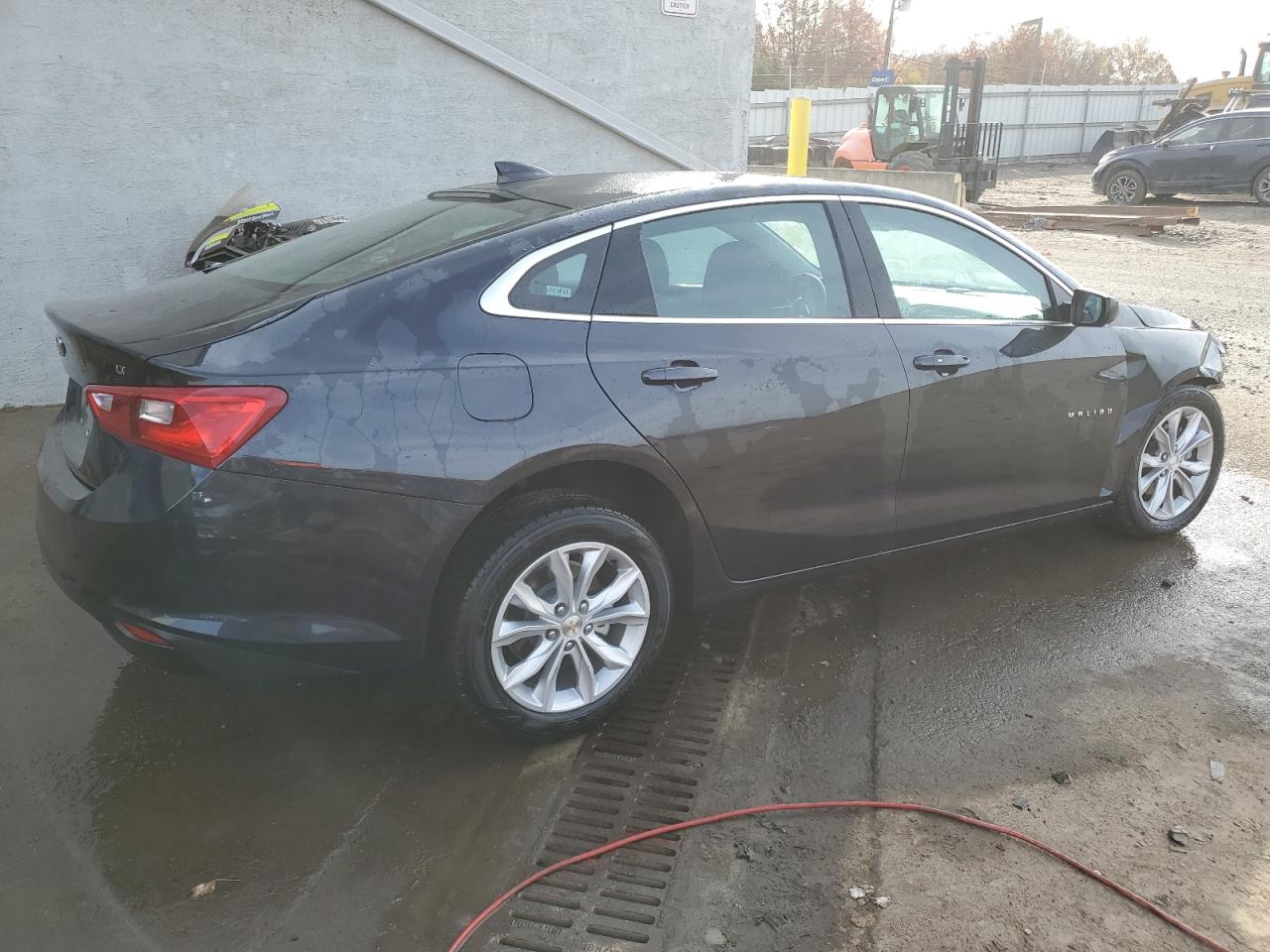 Image 3 of 2023 CHEVROLET MALIBU LT 2023 with VIN 1G1ZD5ST4PF188585