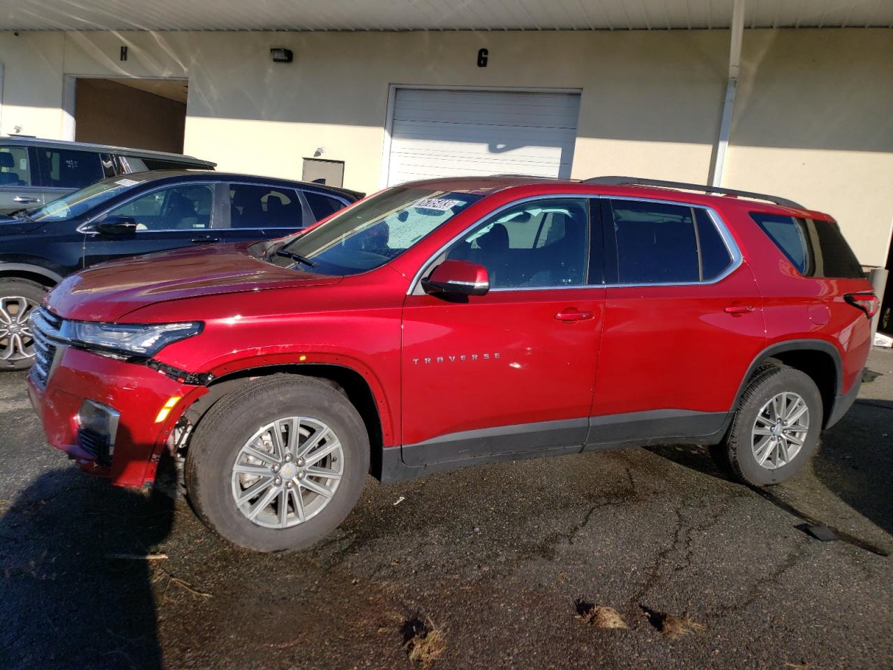 Obraz 1 z 2023 CHEVROLET TRAVERSE LT 2023 z VIN 1GNERGKW7PJ139365