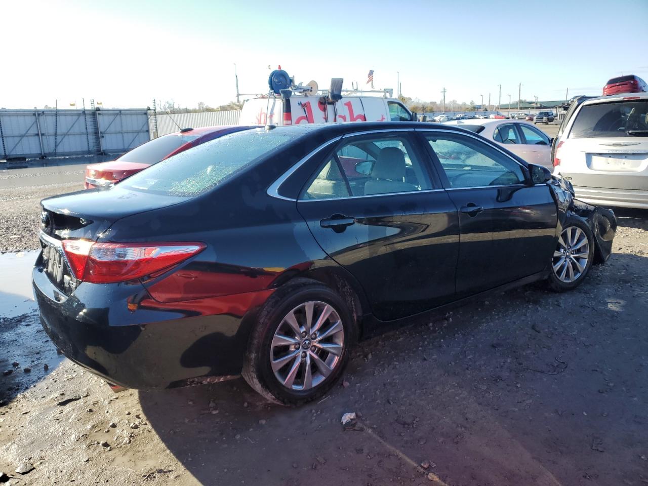 Image 3 of 2017 TOYOTA CAMRY HYBRID 2017 with VIN 4T1BD1FK2HU213981