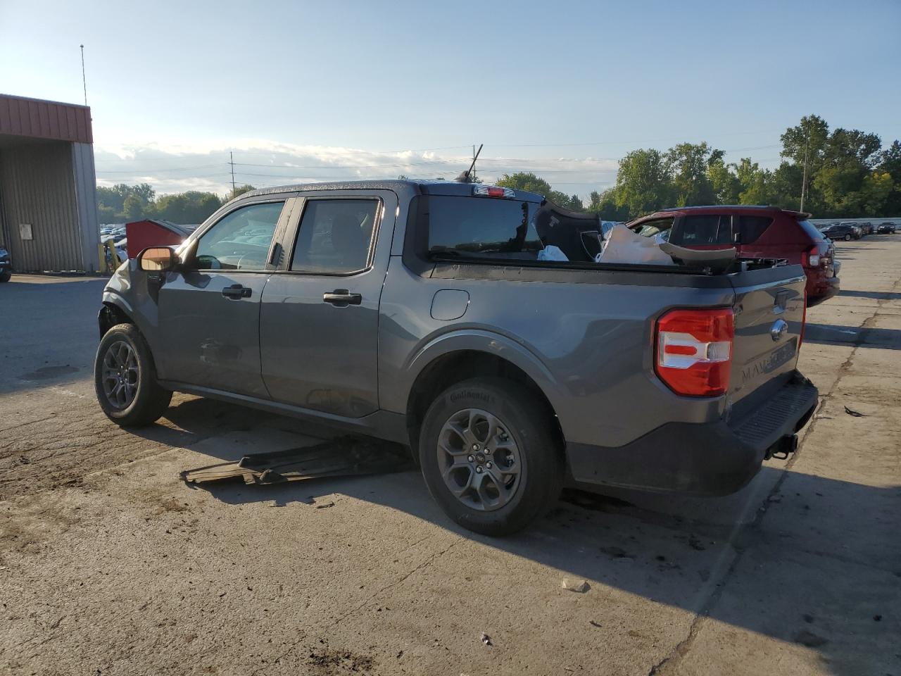Image 2 of Ford Maverick Xl 2023 with VIN 3FTTW8E96PRA13816