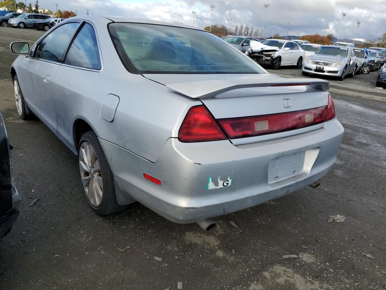 Изображение 2 2000 HONDA ACCORD LX 2000 с VIN 1HGCG224XYA039125