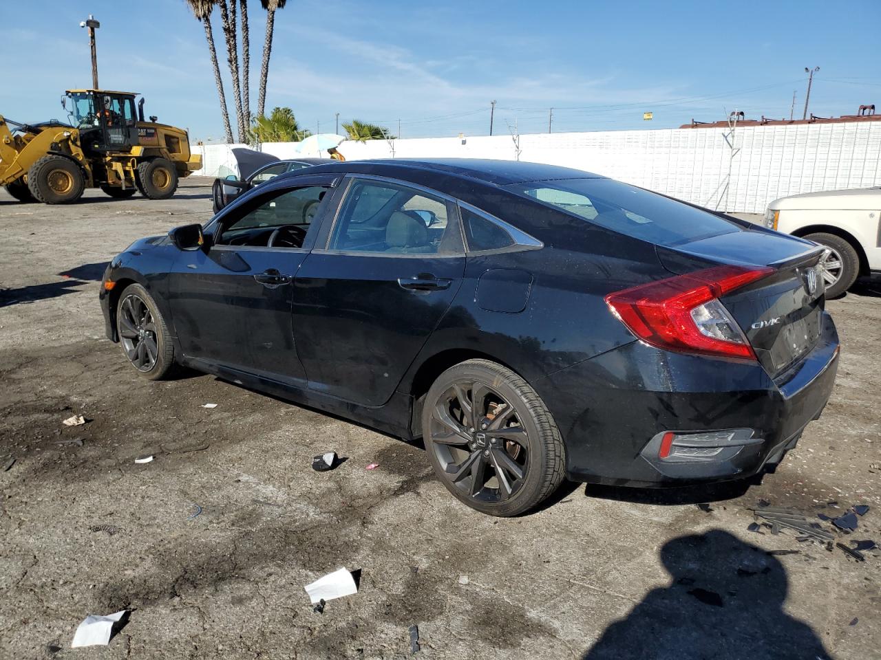 Изображение 2 2019 HONDA CIVIC SPORT 2019 с VIN 19XFC2F88KE204453
