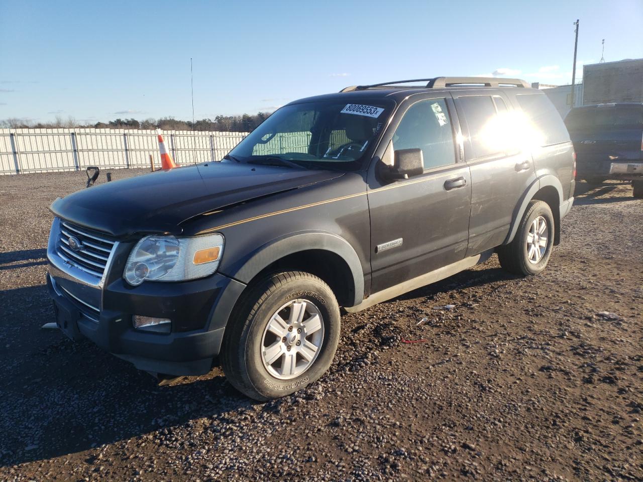 Image 1 of 2007 FORD EXPLORER XLT 2007 with VIN 1FMEU73E17UA59891