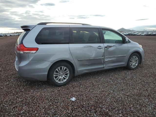 Image 3 of 2011 TOYOTA SIENNA XLE 2011 with VIN 5TDYK3DC6BS009207
