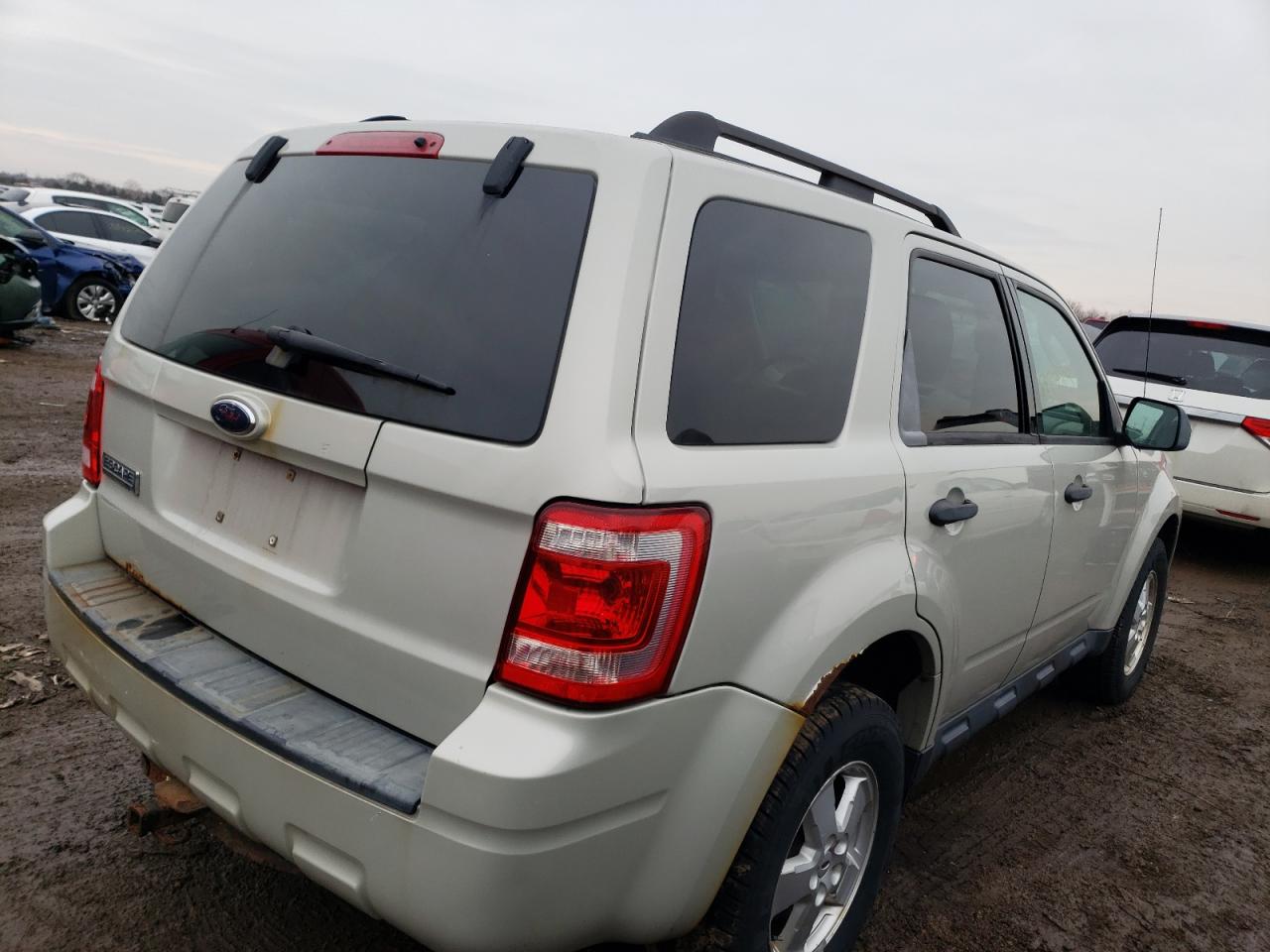 Изображение 3 2009 FORD ESCAPE XLT 2009 с VIN 1FMCU03759KA21417