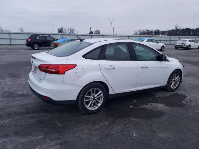 Image 3 of 2018 FORD FOCUS SE 2018 with VIN 1FADP3F27JL307307