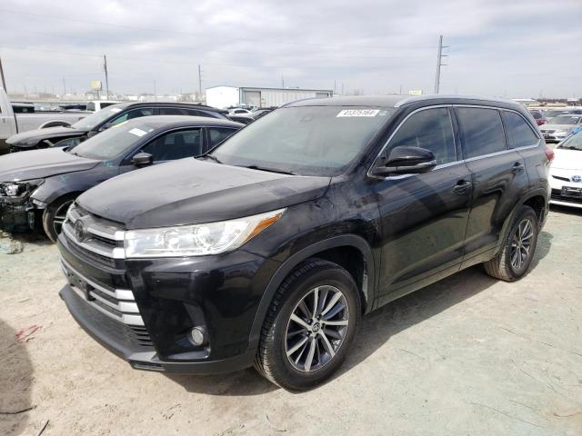 Image 1 of 2018 TOYOTA HIGHLANDER SE 2018 with VIN 5TDKZRFH8JS265005