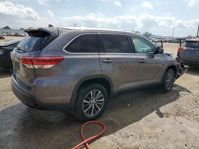 Obraz 3 z 2019 TOYOTA HIGHLANDER SE 2019 z VIN 5TDJZRFH6KS589678