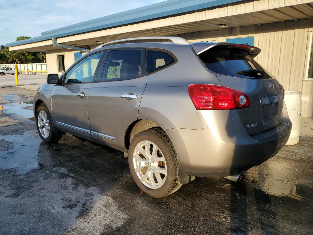 Obraz 2 z 2013 NISSAN ROGUE S 2013 z VIN JN8AS5MT8DW016258