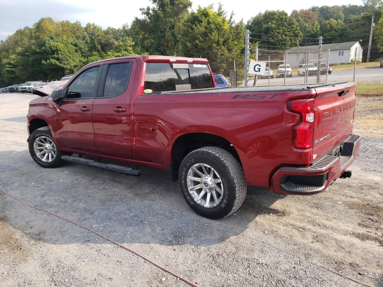 Изображение 2 2019 CHEVROLET SILVERADO K1500 RST 2019 с VIN 1GCRYEED9KZ285238