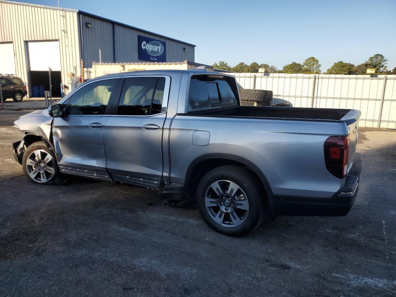 Изображение 2 Honda Ridgeline Rtl 2019 с VIN 5FPYK2F60KB000953