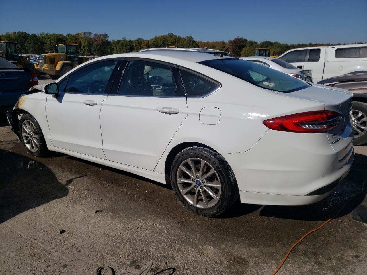Image 2 of 2017 FORD FUSION SE 2017 with VIN 3FA6P0H73HR103065