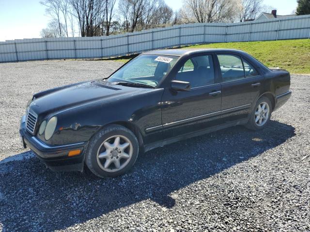 Obraz 1 z 1999 MERCEDES-BENZ E 320 1999 z VIN WDBJF65H2XA949802