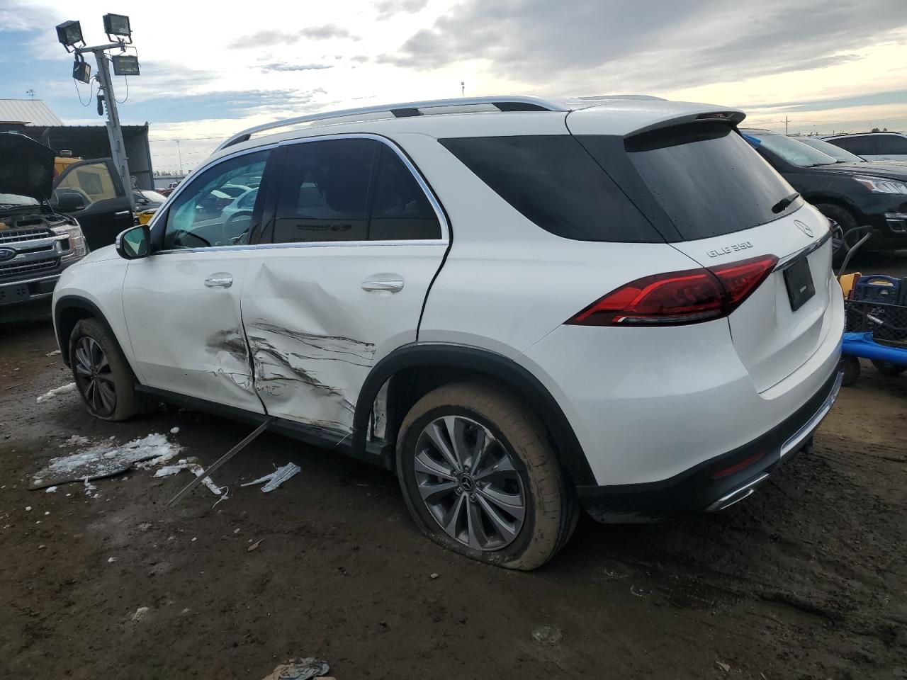 Image 2 of 2020 MERCEDES-BENZ GLE 350 4MATIC 2020 with VIN 4JGFB4KB4LA010616