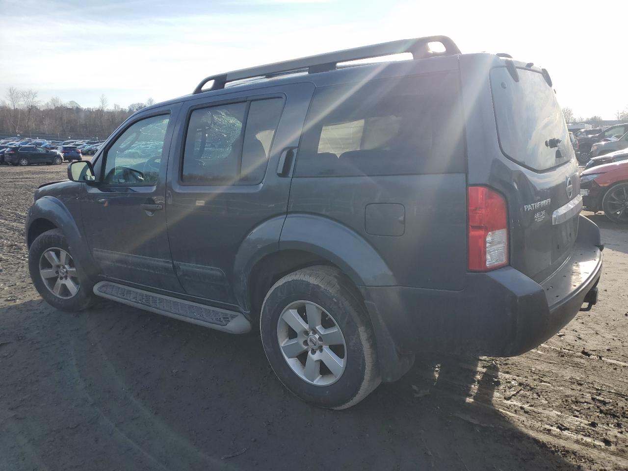 Obraz 2 z 2011 NISSAN PATHFINDER S 2011 z VIN 5N1AR1NB7BC607746