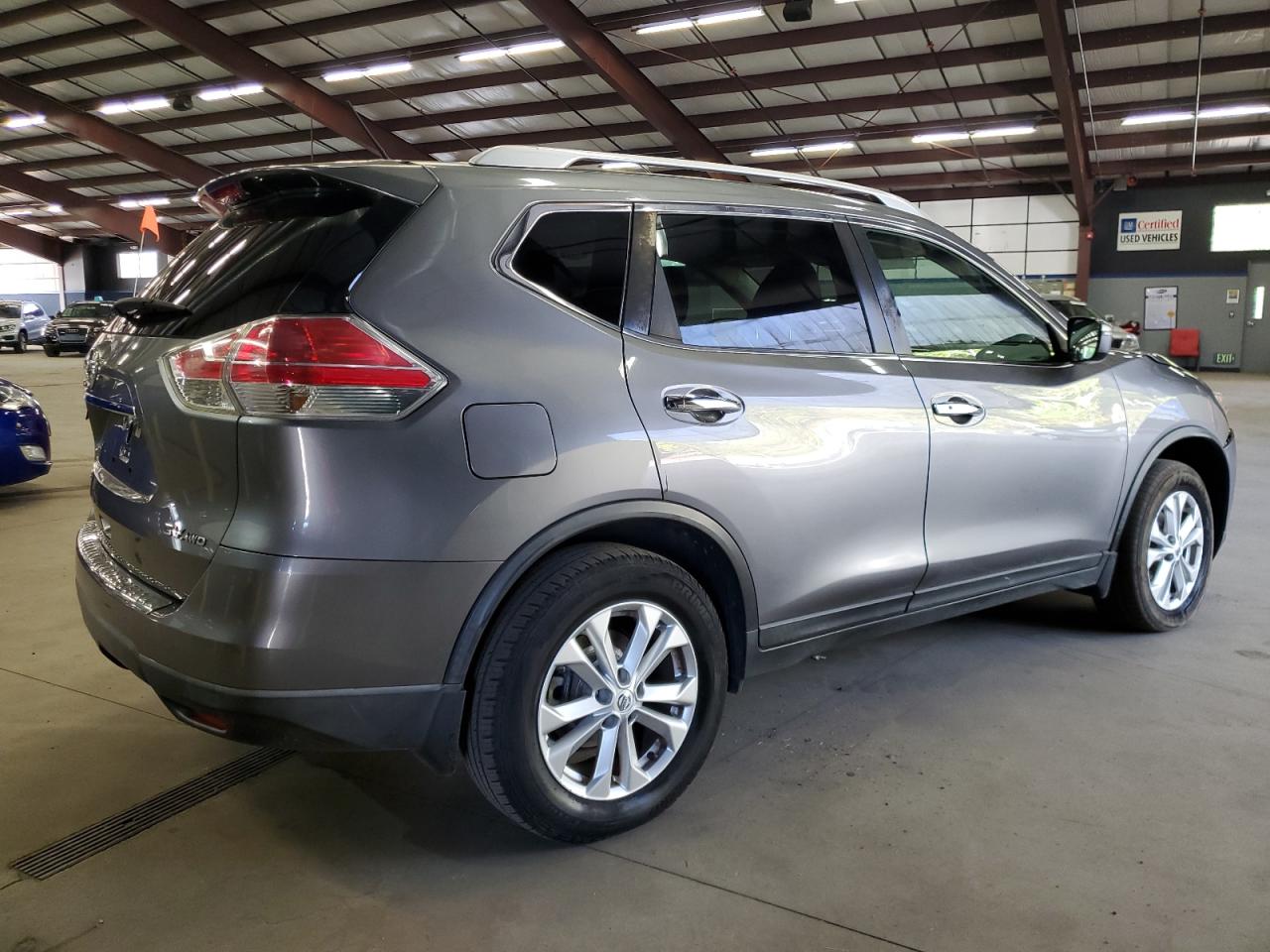 Image 3 of 2016 NISSAN ROGUE S 2016 with VIN KNMAT2MV3GP697047