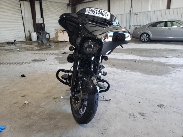 Obraz 2 z 2022 HARLEY-DAVIDSON FLHXST  2022 z VIN 1HD1ABL11NB652430