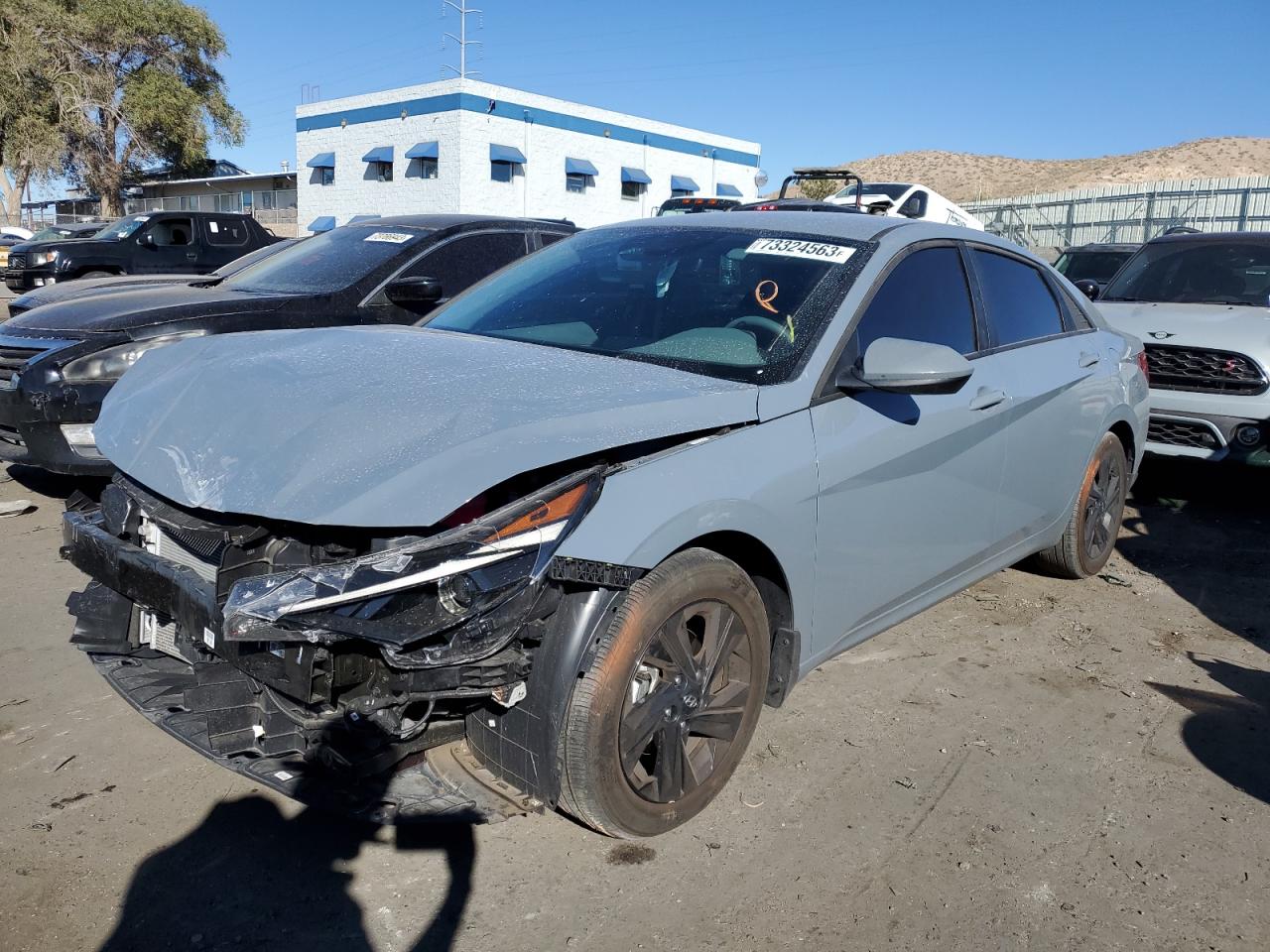 Obraz 1 z 2023 HYUNDAI ELANTRA BLUE 2023 z VIN KMHLM4AJXPU044750