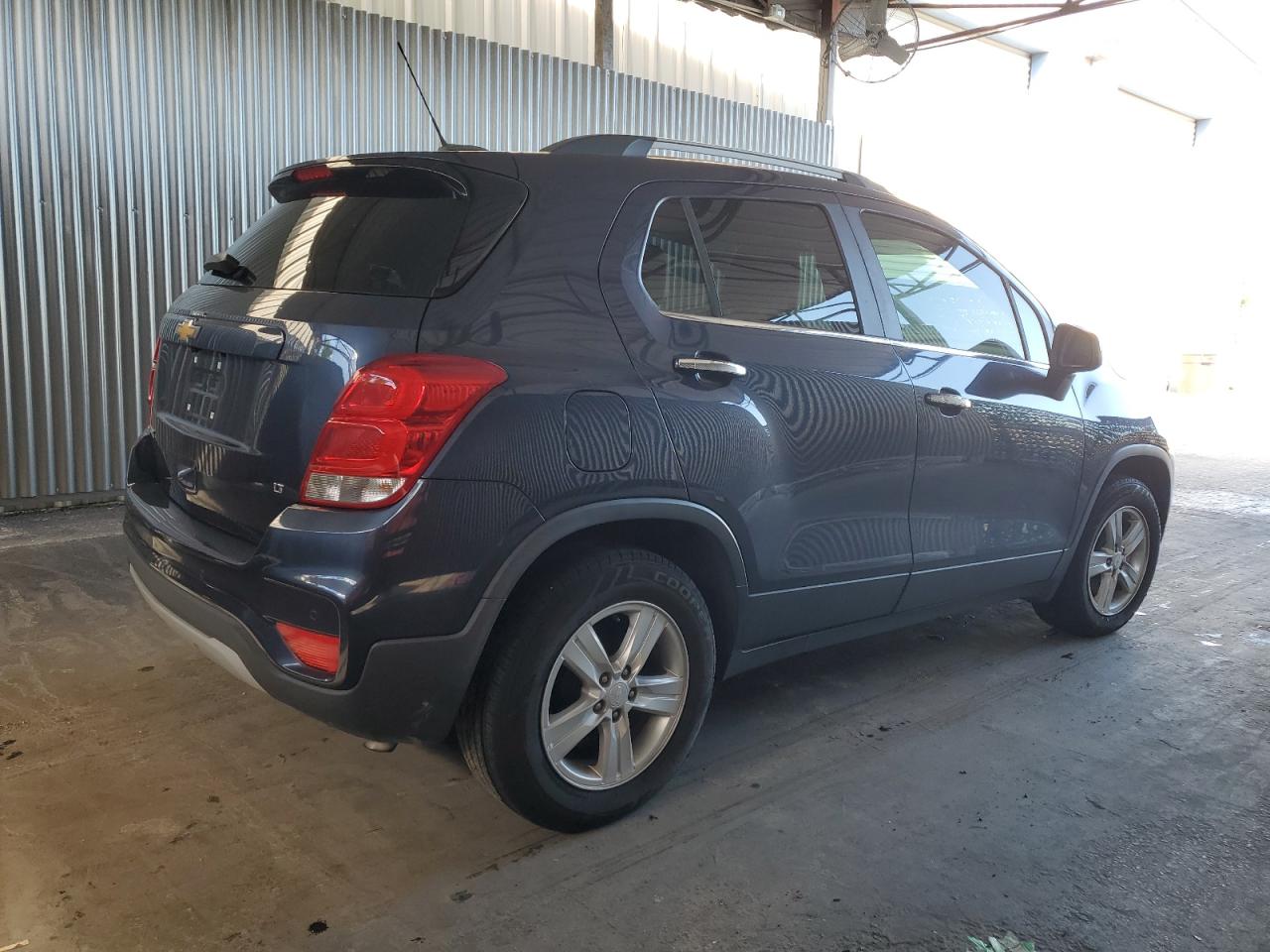 Image 3 of 2019 CHEVROLET TRAX 1LT 2019 with VIN 3GNCJLSB2KL134032