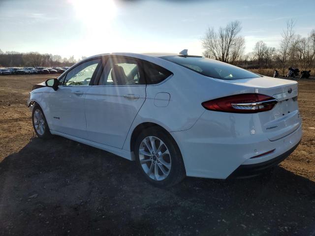 Image 2 of 2019 FORD FUSION SE 2019 with VIN 3FA6P0LU1KR212855