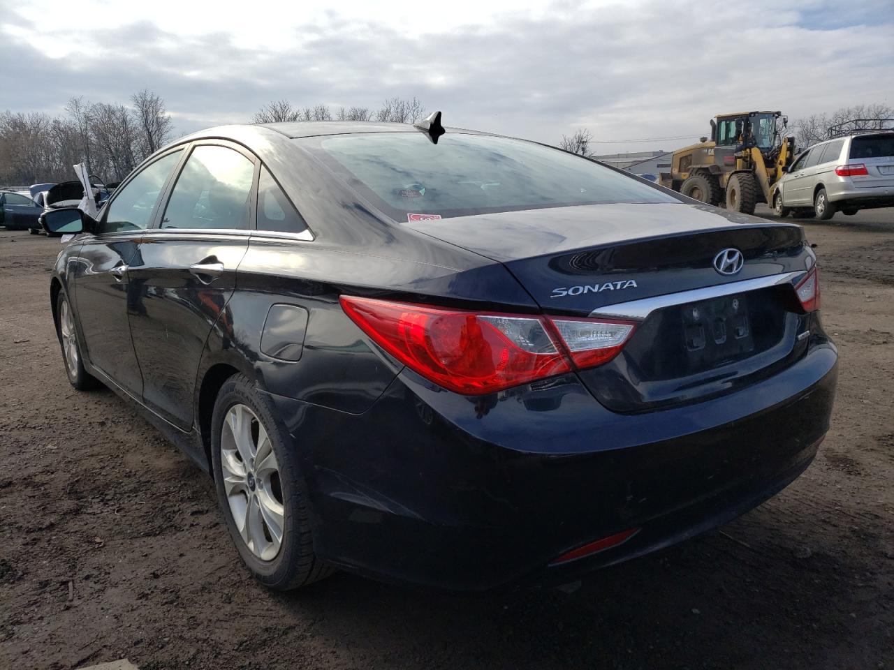Image 2 of 2011 HYUNDAI SONATA SE 2011 with VIN 5NPEC4AC4BH008119