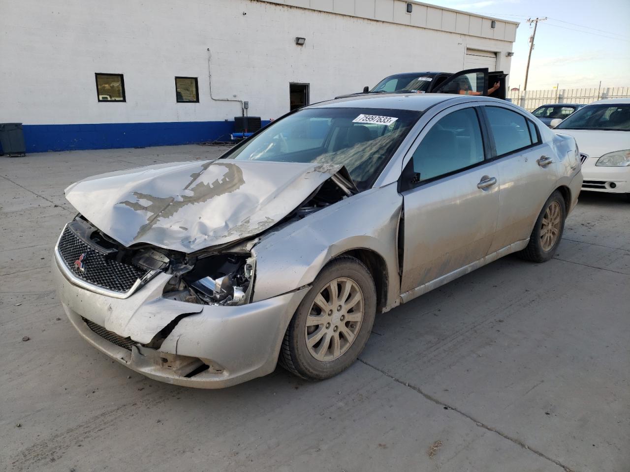 Obraz 1 z 2011 MITSUBISHI GALANT FE 2011 z VIN 4A32B2FF4BE011175